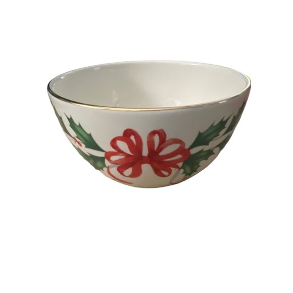 Lenox Holiday Bowl 16 ounce Holly Leave and Ribbons - Picture 1 of 6
